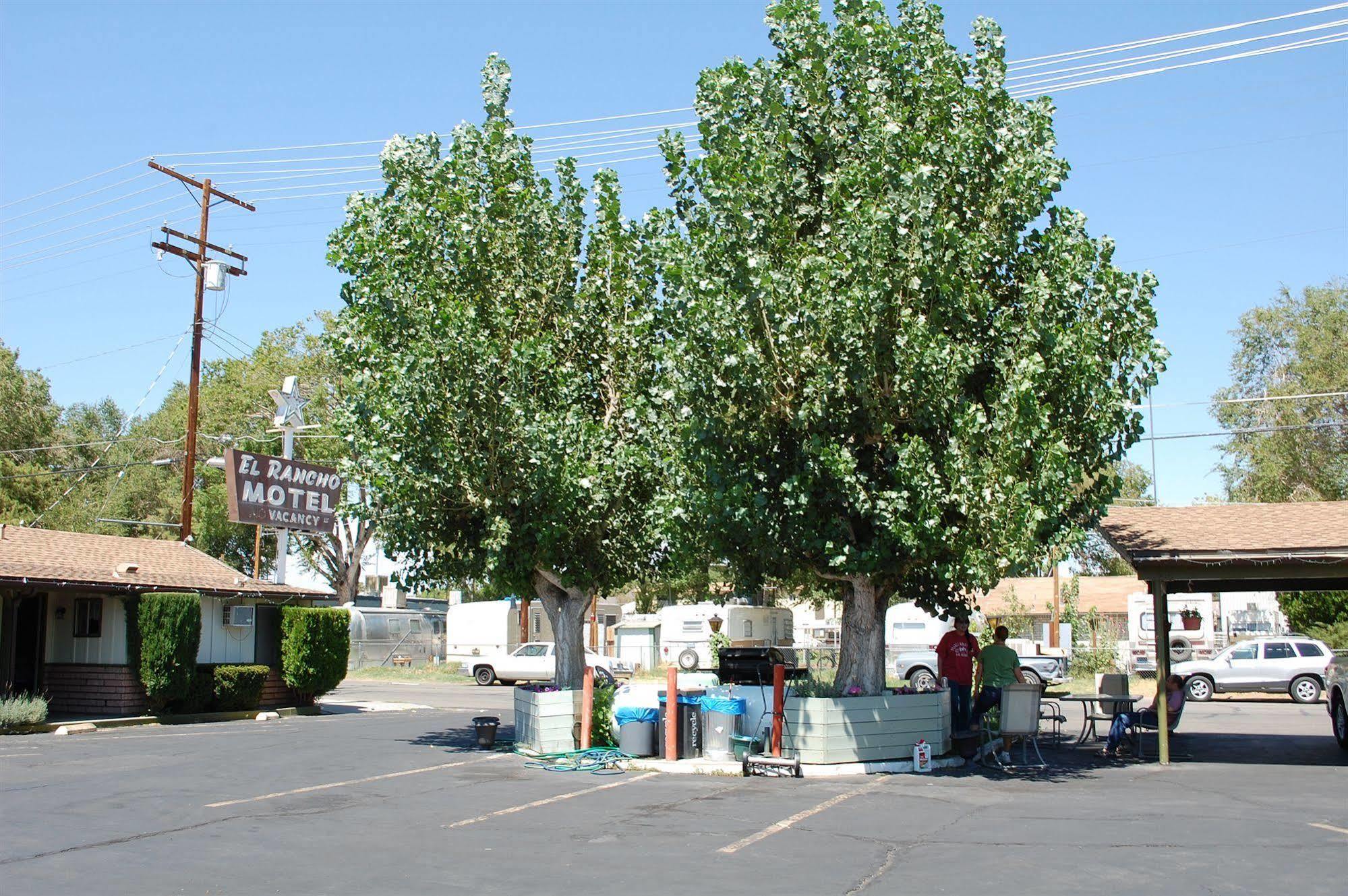El Rancho Motel Bishop Bagian luar foto